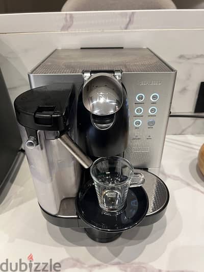 Nespresso Lattissima Coffee Machine ماكينة القهوة نسبريسو لاتيسيما