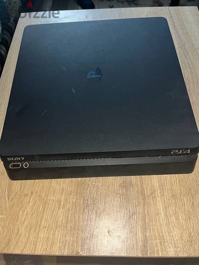 play station 4 slim