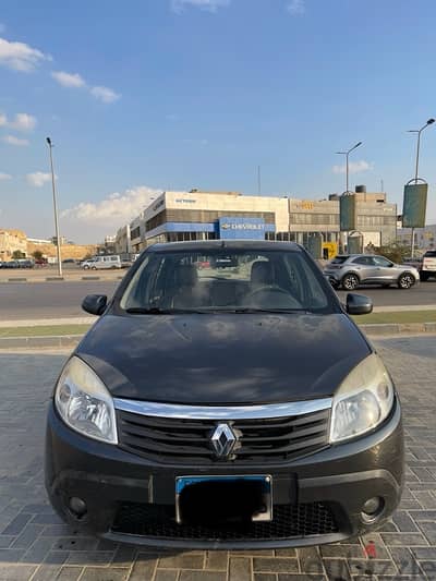 Renault Sandero 2013