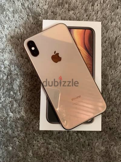 iphone xs 256gb حالة الجديد مش مغير اي حاجة