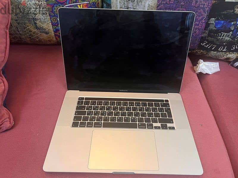 MacBook pro 2019 لقطة 1