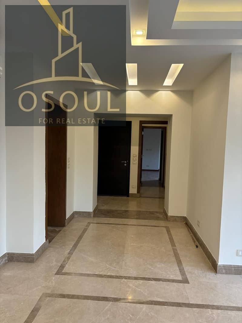 Apartment for sale in Compound Courtyard Beverly Hills Sodic Sheikh Zayed 0