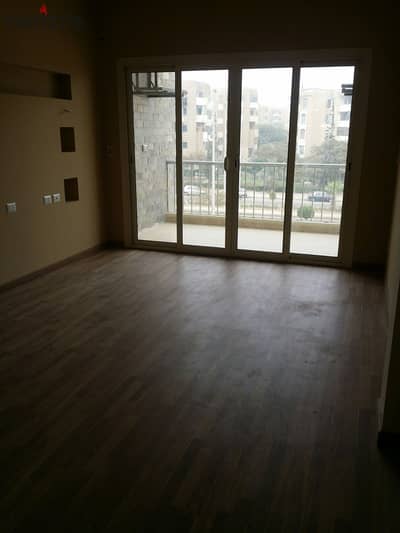 Apartment 112m With Kitchen and Air Conditioners Compound The Address Sheikh Zayed