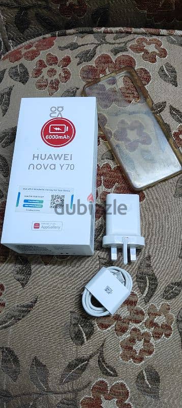 Huawei Nova Y70