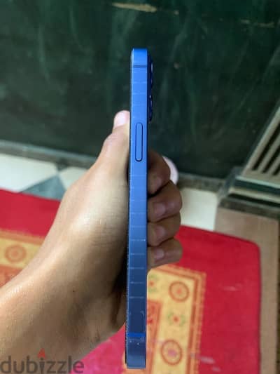 iPhone 13 blue