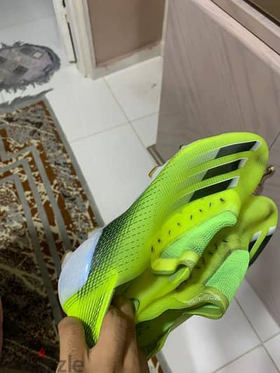 football boots size 40