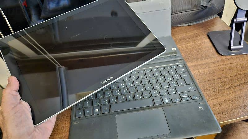 Samsung Galaxy Book 12 - Windows 10 tablet - 4G / Wifi - Pen 5