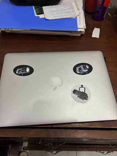 macbook air 2015 used for 1 year