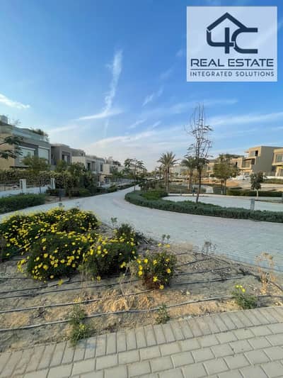 Townhouse 190m middle for sale in Palm hills new Cairo Under market price