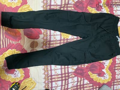 Zara black cargo ( M )