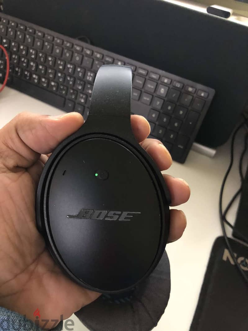 Bose QuietComfort 25 Acoustic Noise Cancelling 1