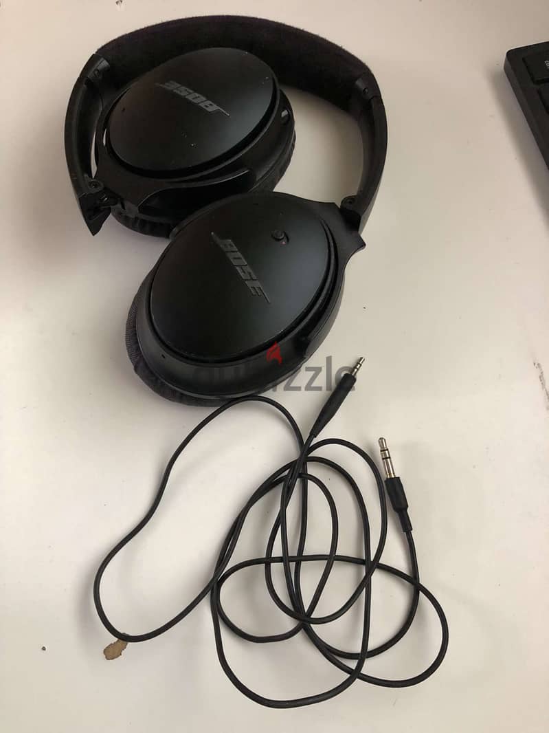 Bose QuietComfort 25 Acoustic Noise Cancelling 8