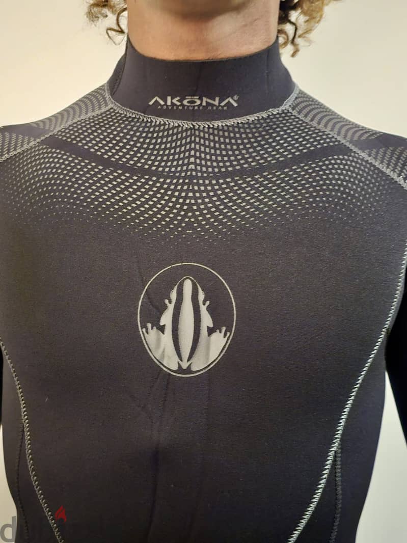 AKONA WetSuit for Men, 3 mm, long sleeves 1