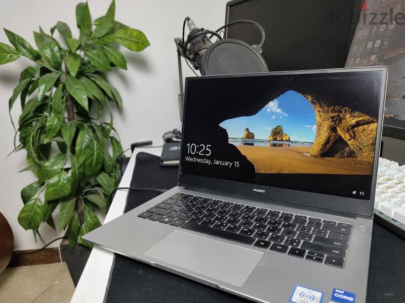 Huawei D15 Matebook Core i51135G7 8GB Ram 1