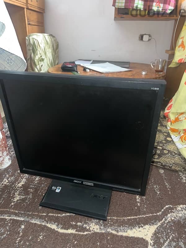 شاشة acer 19 0