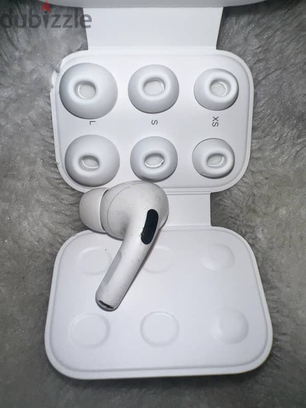 فرده سماعه air pods  pro 2 شمال 1