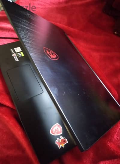 Laptop Gaming - MSI GF63 Thin 10U