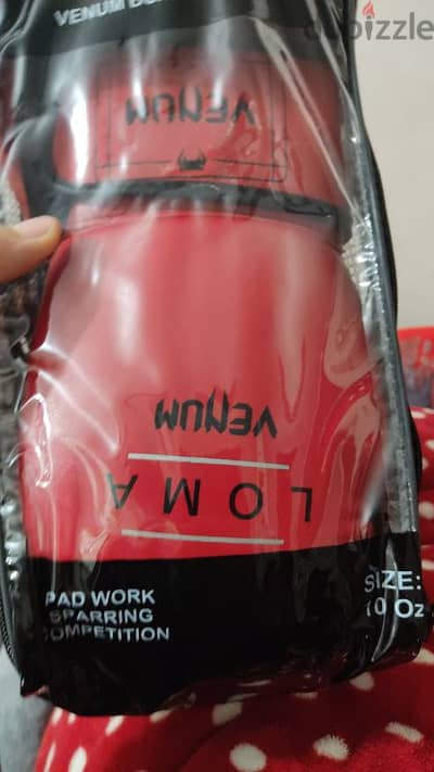 kick boxing gloves venum