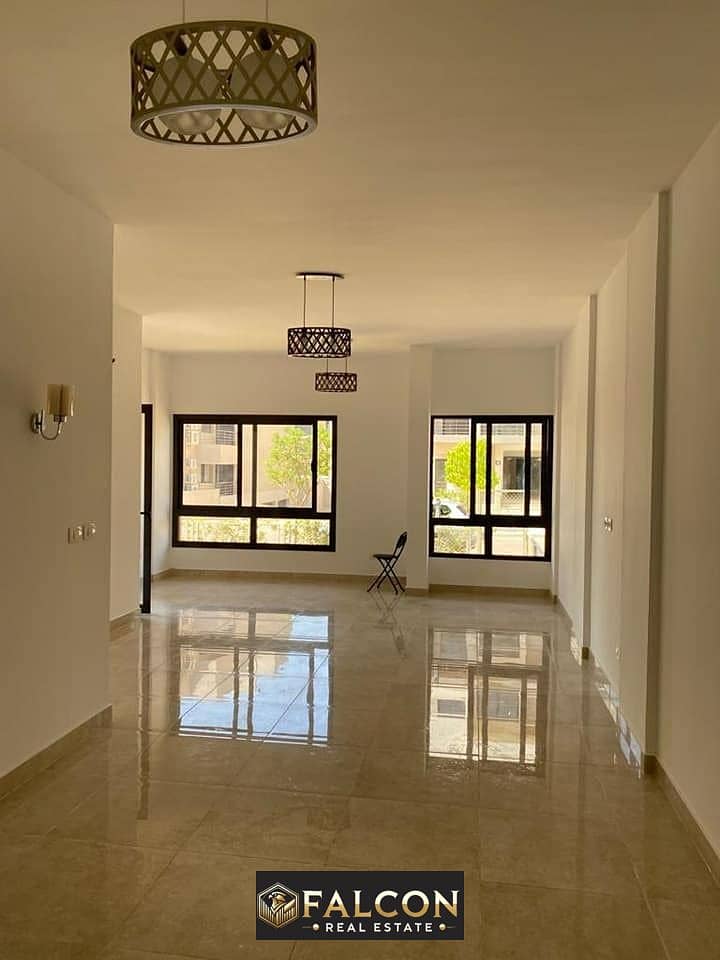 Apartment for sale, fully finished with air conditioners and ready for delivery in the Fifth Settlement, minutes from the American University 0