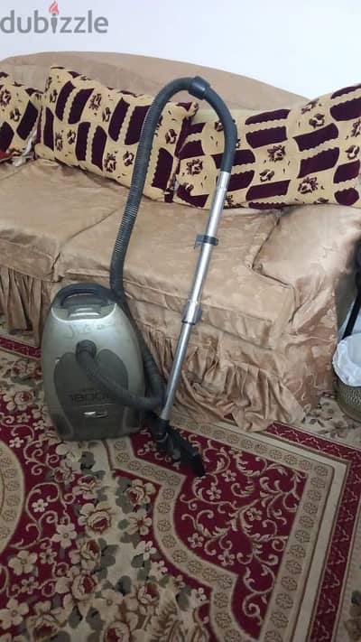 مكنسة كهربائية Kenwood Vacuum Cleaner 1800