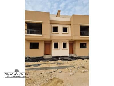 Twin House villa with garden - 4 bedrooms - ready to move - in taj city compound - new Cairo