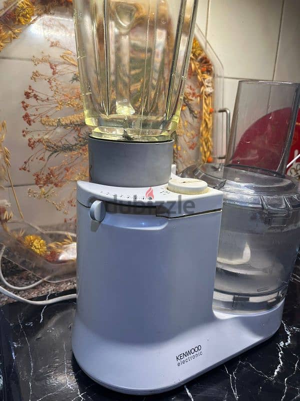 خلاط وكبه في 1 ماركه KenWood 2