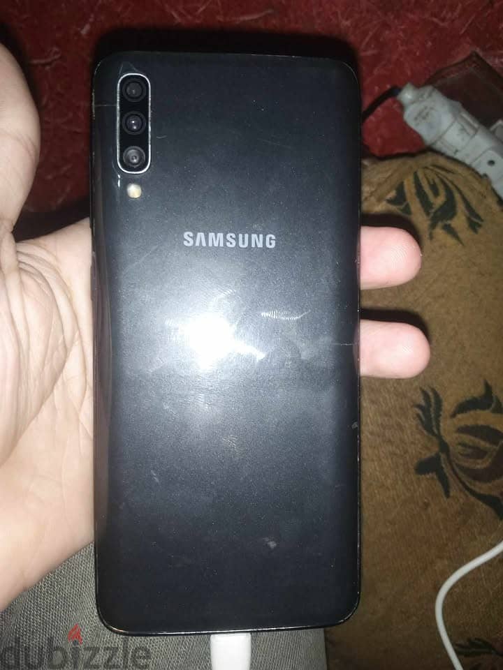 samsung A70 سامسونج بحاله جيده 1