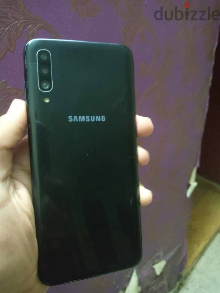 samsung A70 سامسونج بحاله جيده 3