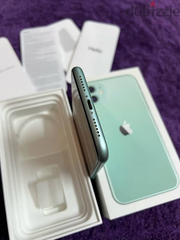 iPhone 11 / 128g / بيع اوبدل like new 6