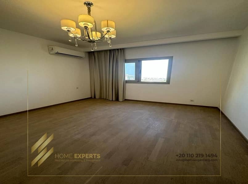 Apartment for rent with appliances in Uptown Cairo 0