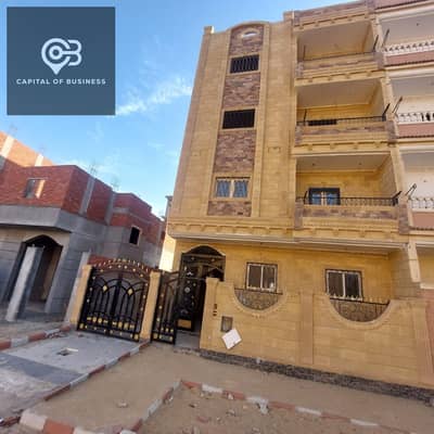 House for sale super lux finishing with an area of 209m 4 floors near the new parking lot in the tenth of Ramadan