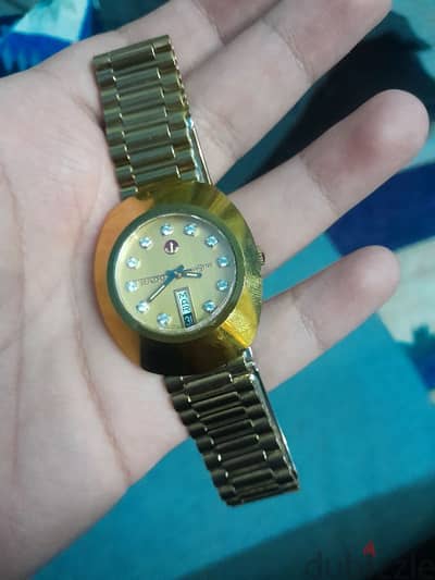 Prada Women watch from Kuweit used 90%