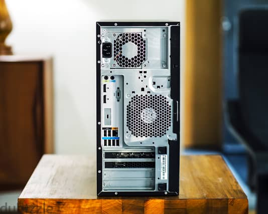 HP Z2 Tower G4 Workstation 2