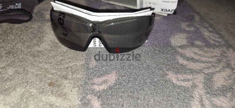 Uvex dark Safety glasses 2