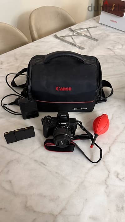 canon M50 4K mirrorless camera