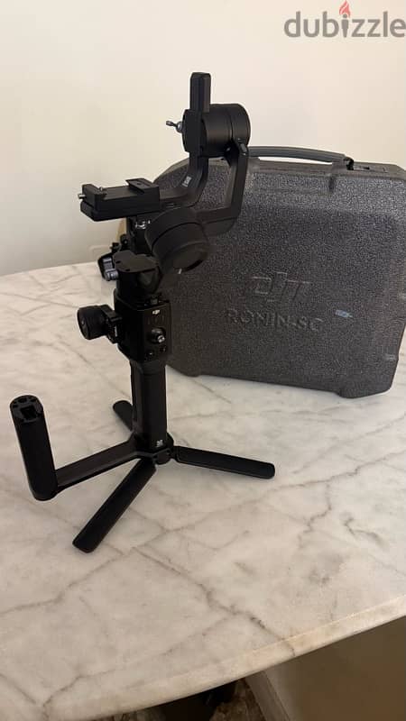 Dji Roni SC + smallrig hand 0