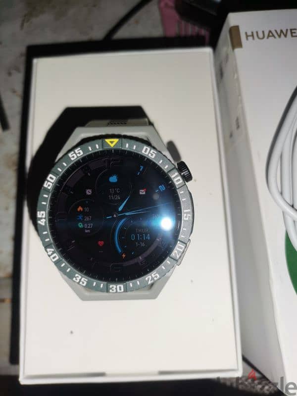 huawei watch gt3 se للبيع شبه جديده 4