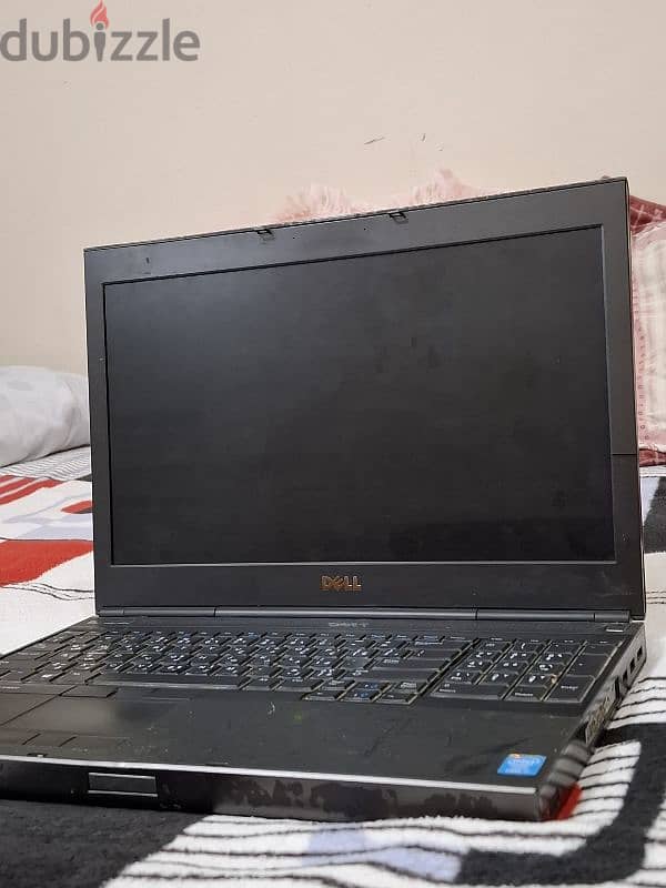 Dell precision M4800 0