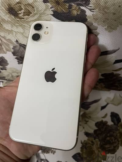 خطين iphone 11  64 GB حاله زيرو بدون خدوشً