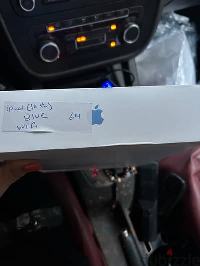 Apple iPad 10th generation WiFi and cellular