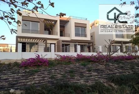 Villa Standalone  For sale in Palm Hills New Cairo 295m, special view  with installment under price market