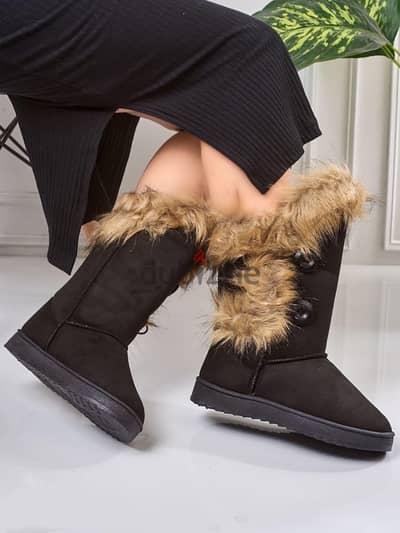 Fur Boots on Sale 800 instead of 1600