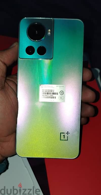 one plus 10r 512/12 يحالة ممتازه للبيع او للبدل