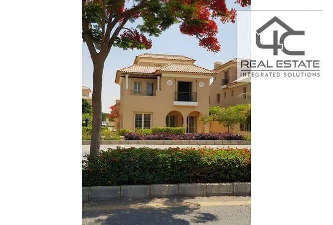 villa for sale in Hyde Park Compound 330 m 5-bedroom Ready to move on the largest landscape pocket 0