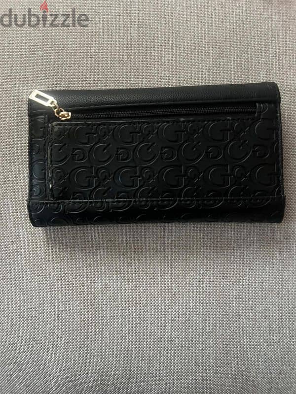 Guess Wallet 1