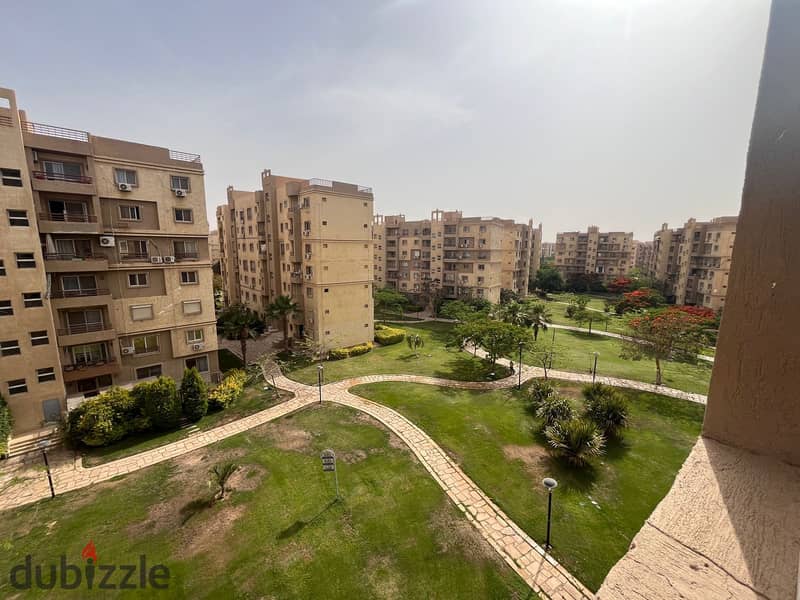 Apartment for Sale in Madinaty, 145 sqm with a Wide Garden View at an Excellent Price. 0