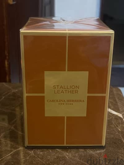 stallion leather Carolina Herrera 100 ml