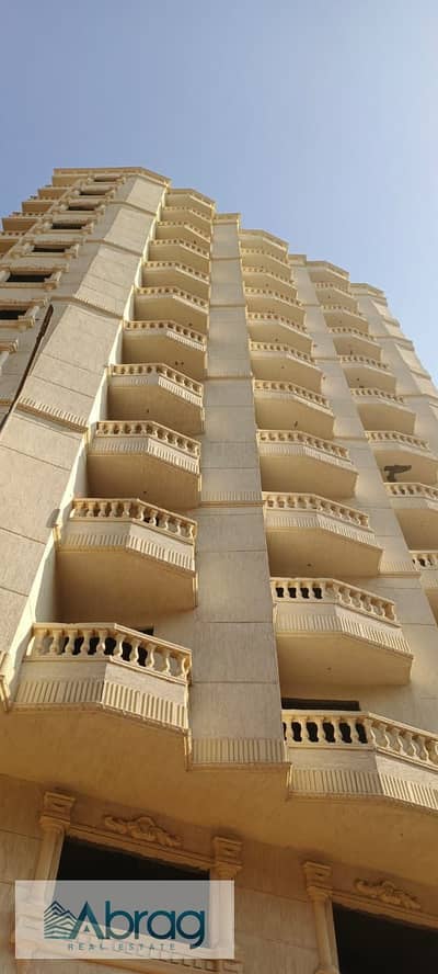 For sale, an apartment of 185 m, immediate delivery, 3 bedrooms, 2 bathrooms, on a main street in Haram, Giza