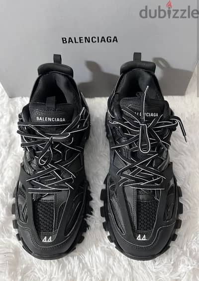 Balenciaga track