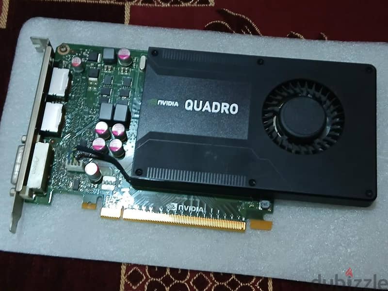 quadro k2000 2G حالة ممتازة 1